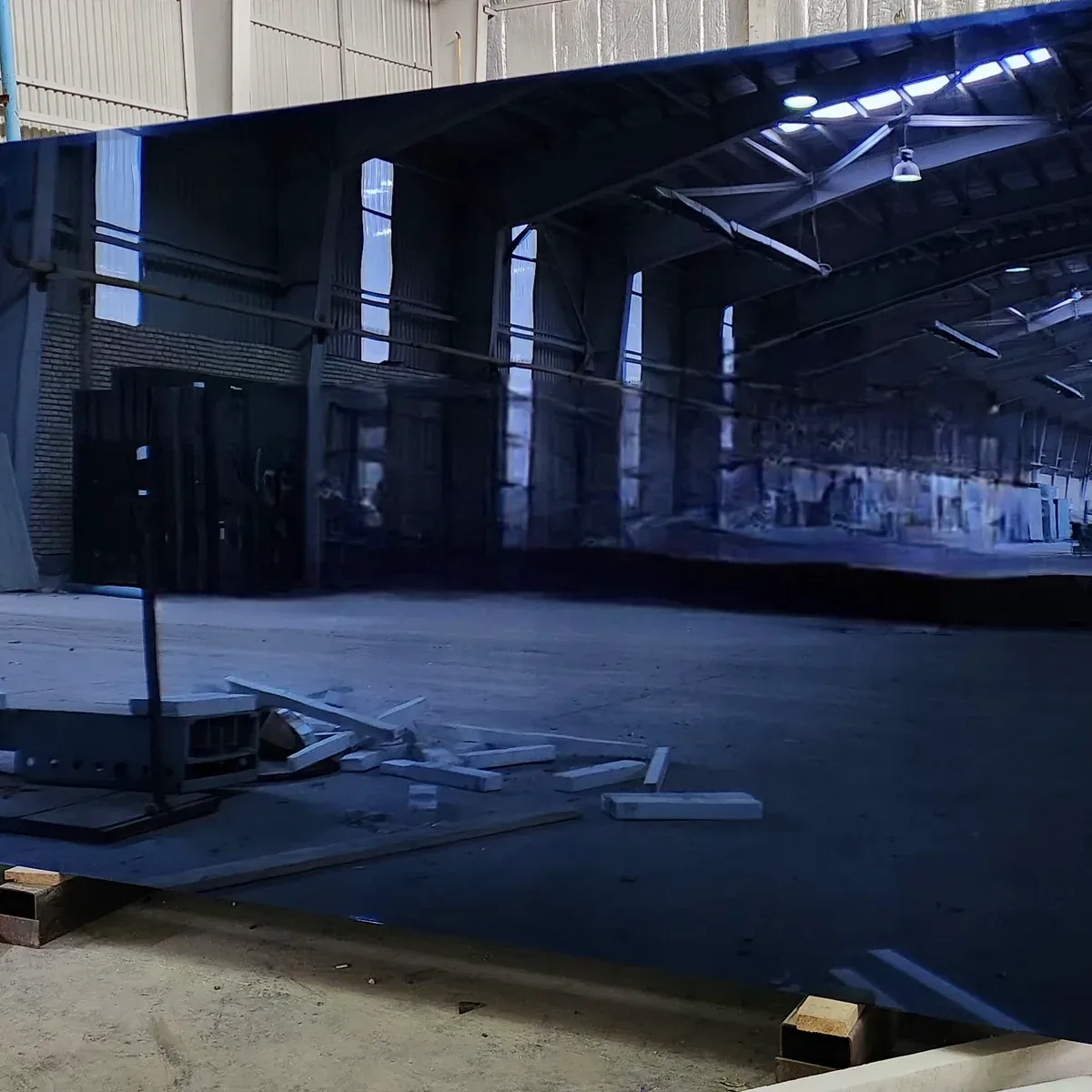 Tinted vs Reflective Glass: Solar Heat Control, Glare & Architectural Selection - authentic product photo